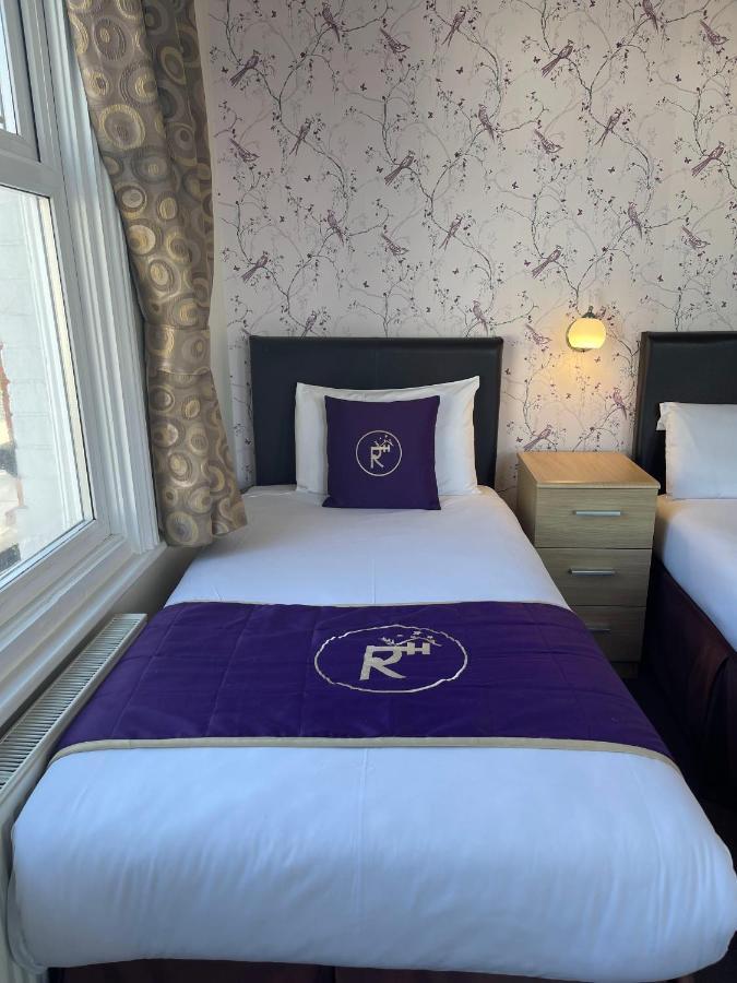 Revado Hotel Norwich Exterior photo