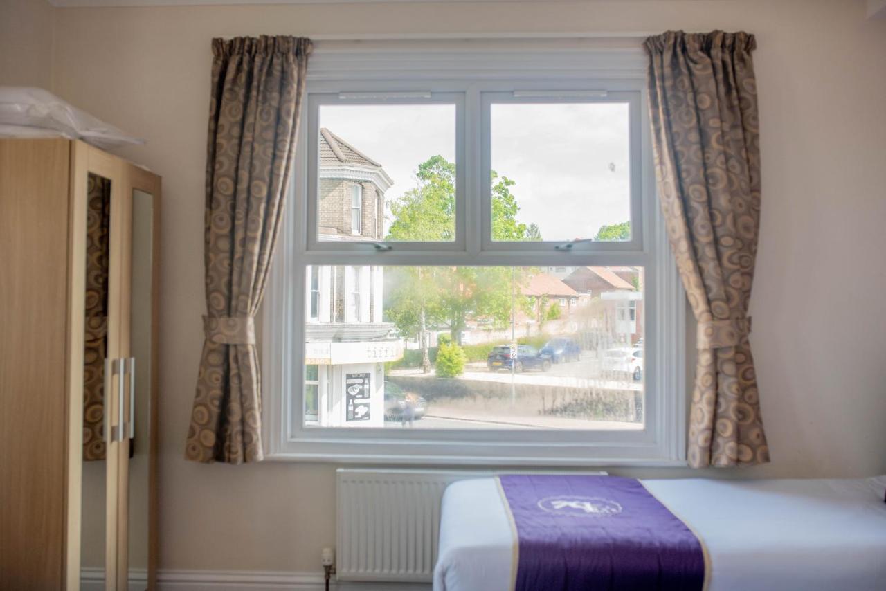 Revado Hotel Norwich Exterior photo